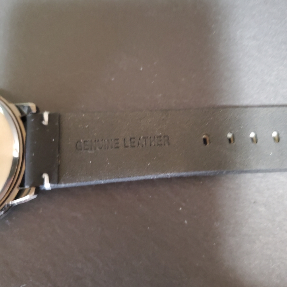Watch - Picture 4 of 8